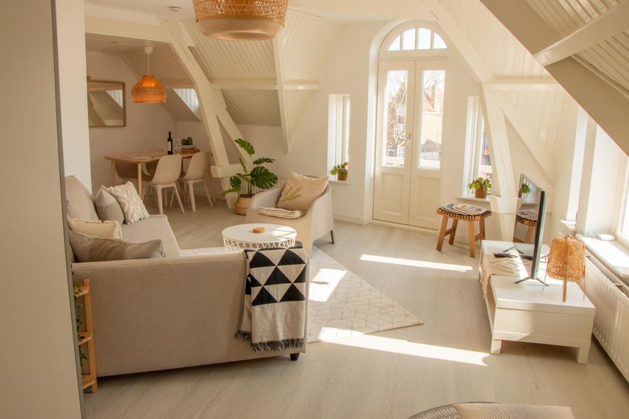Stylish Apartment *